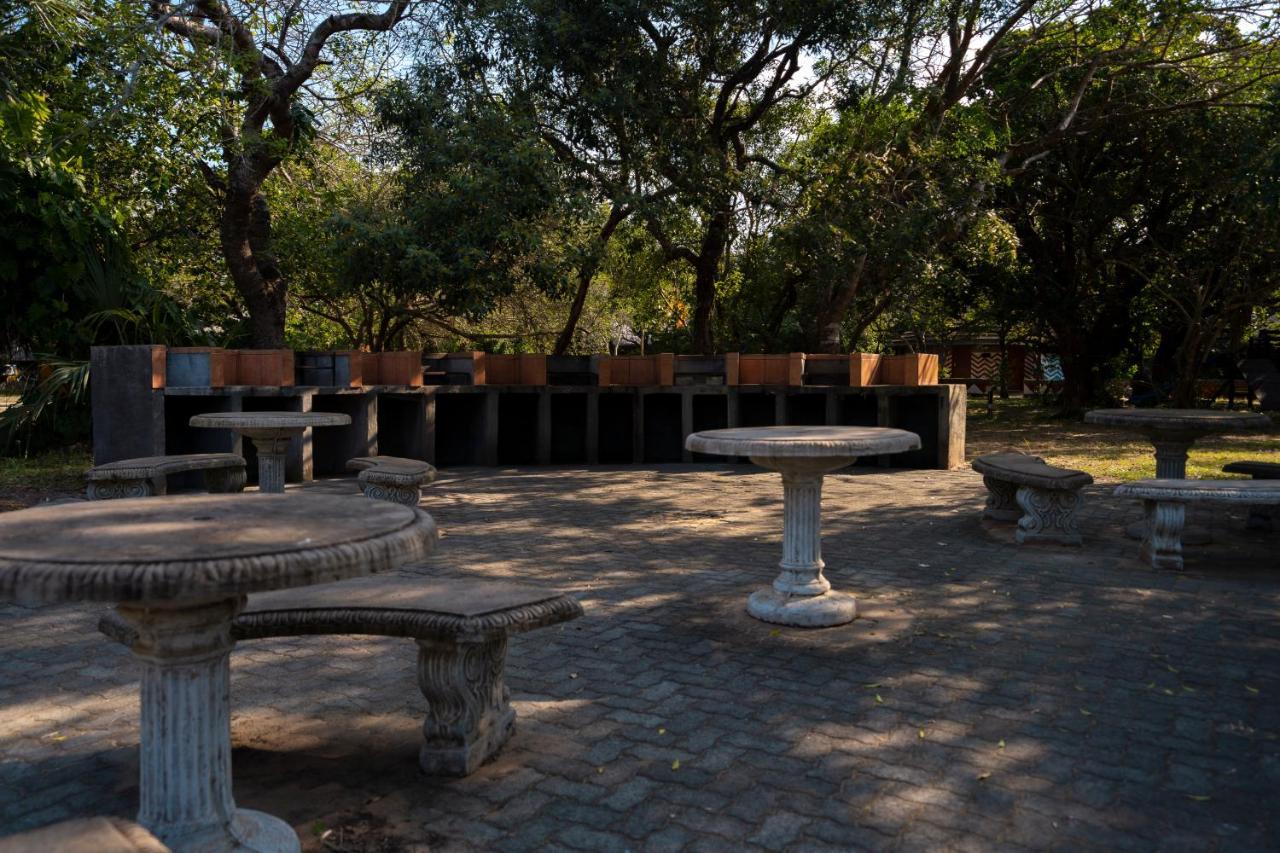 Gooderson Dumazulu Lodge Hluhluwe Eksteriør billede