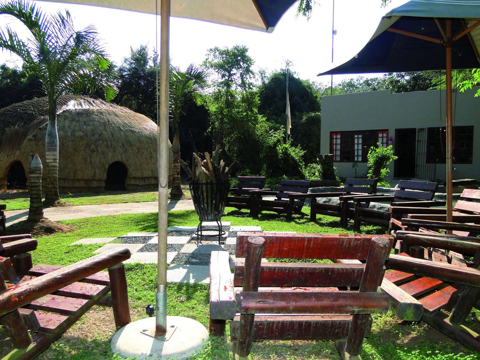 Gooderson Dumazulu Lodge Hluhluwe Eksteriør billede