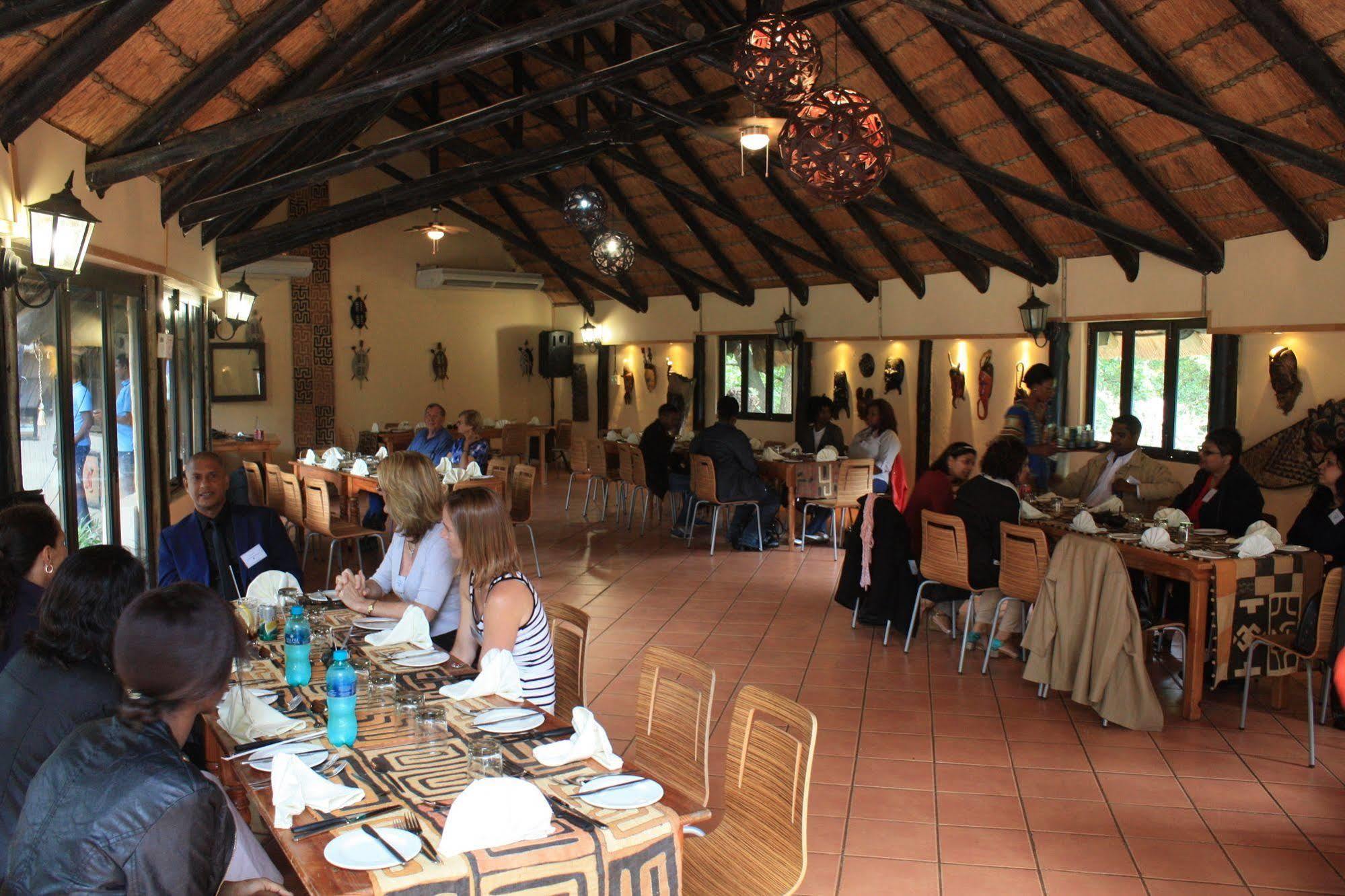 Gooderson Dumazulu Lodge Hluhluwe Eksteriør billede