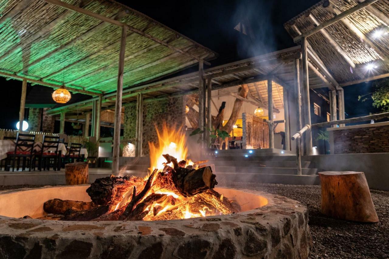 Gooderson Dumazulu Lodge Hluhluwe Eksteriør billede